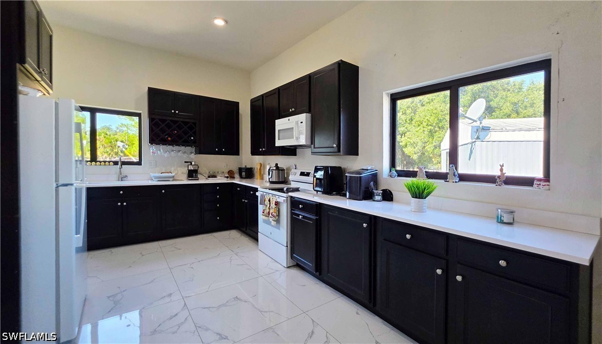 527 Perimeter Property Photo 9