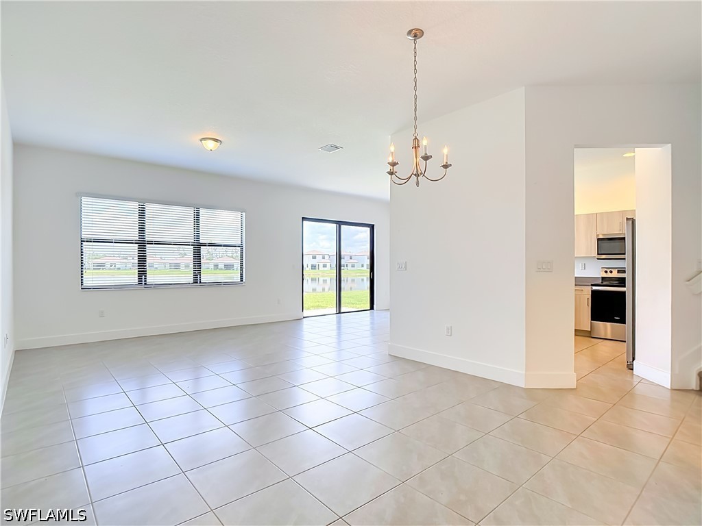 5669 Cerva Ln Property Photo 3