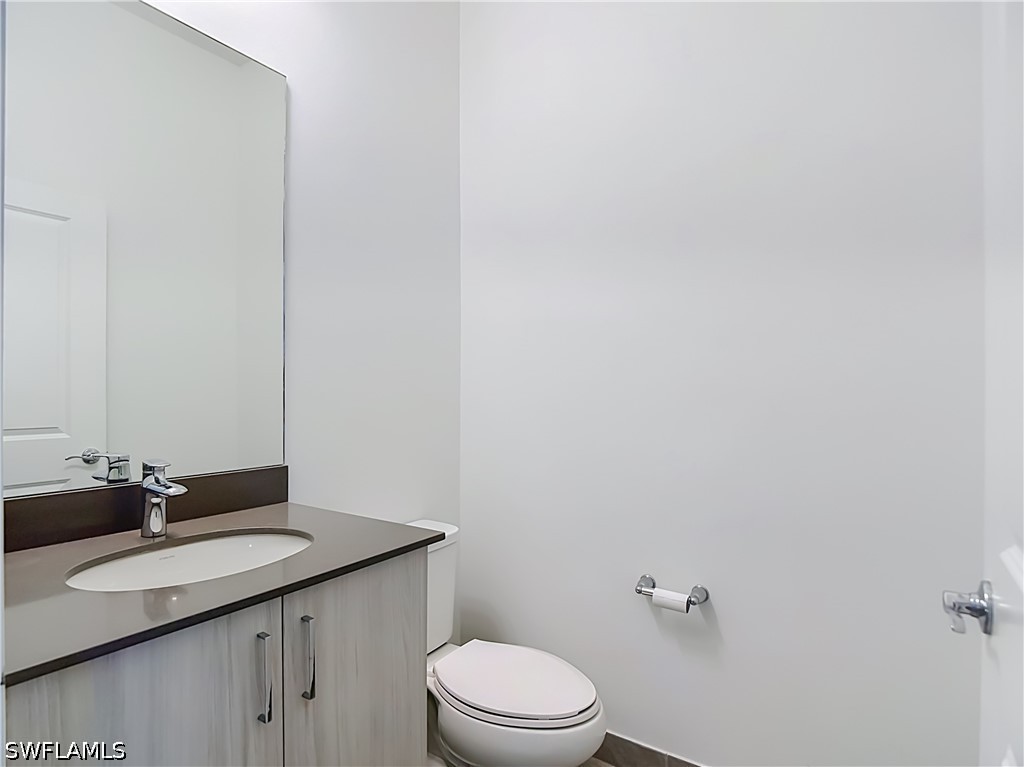 5669 Cerva Ln Property Photo 9