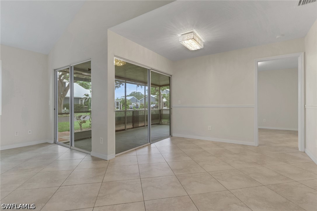 3400 Timberwood Cir Property Photo 7