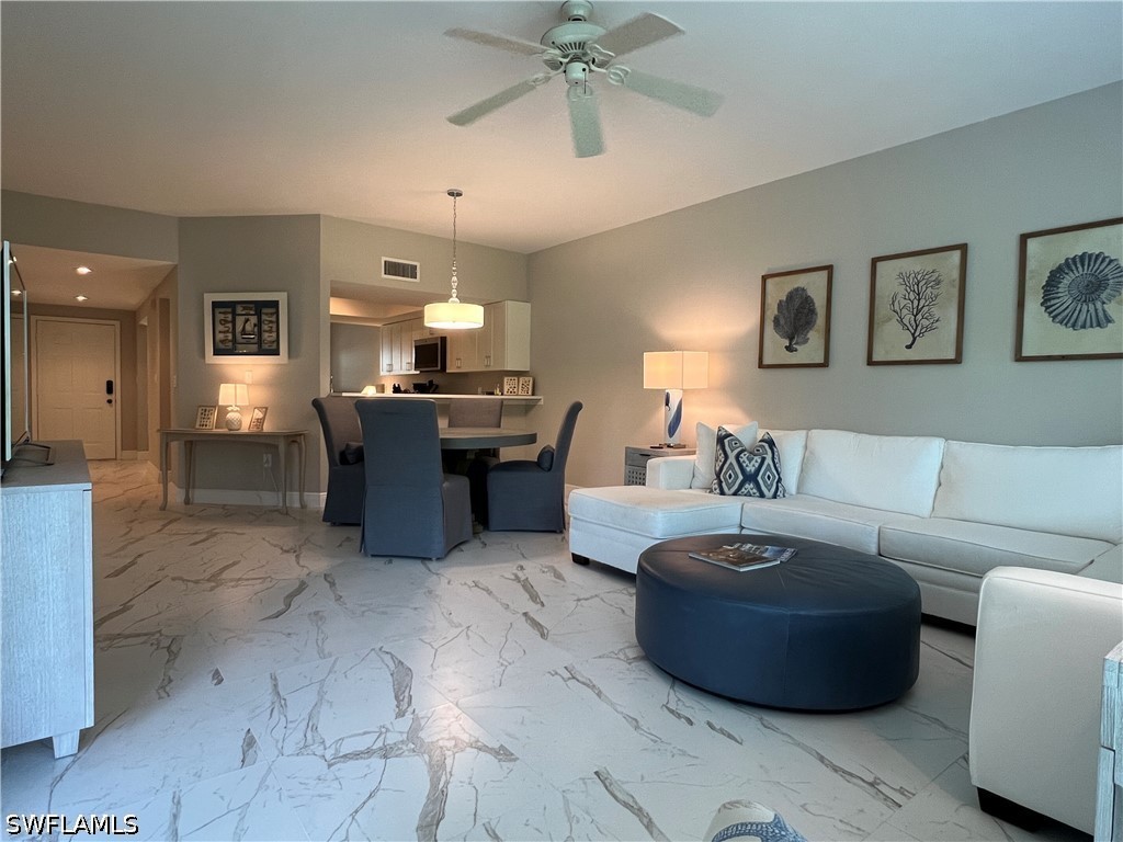 5897 Chanteclair Dr 314a Property Photo 4