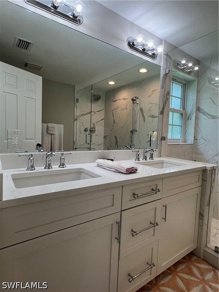 5897 Chanteclair Dr 314a Property Photo 17