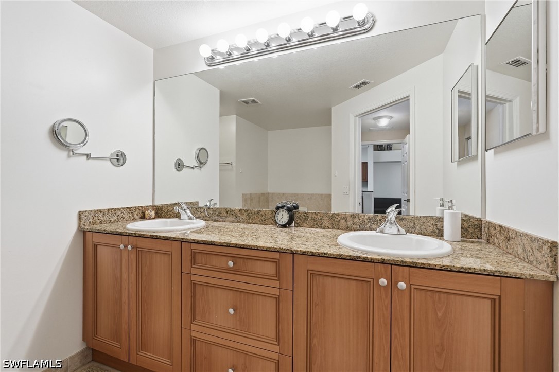 20121 Estero Gardens Cir 203 Property Photo 13