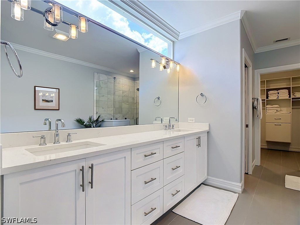 226024741 Property Photo 18