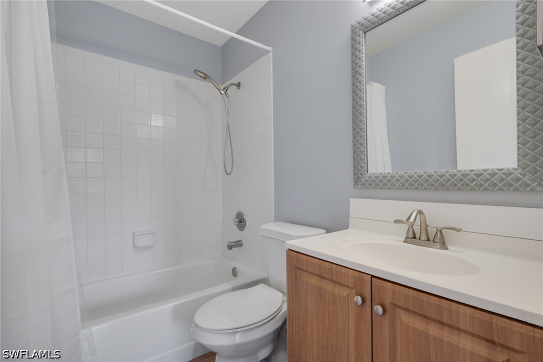 226024877 Property Photo 18