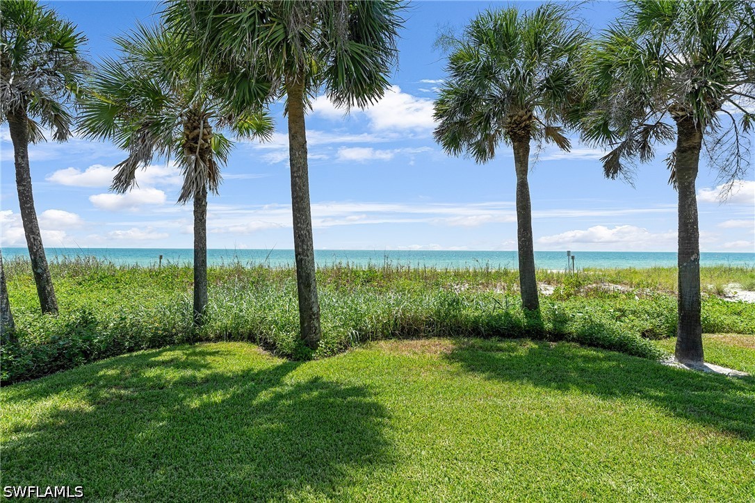10173 Gulf Shore Dr Property Photo 3