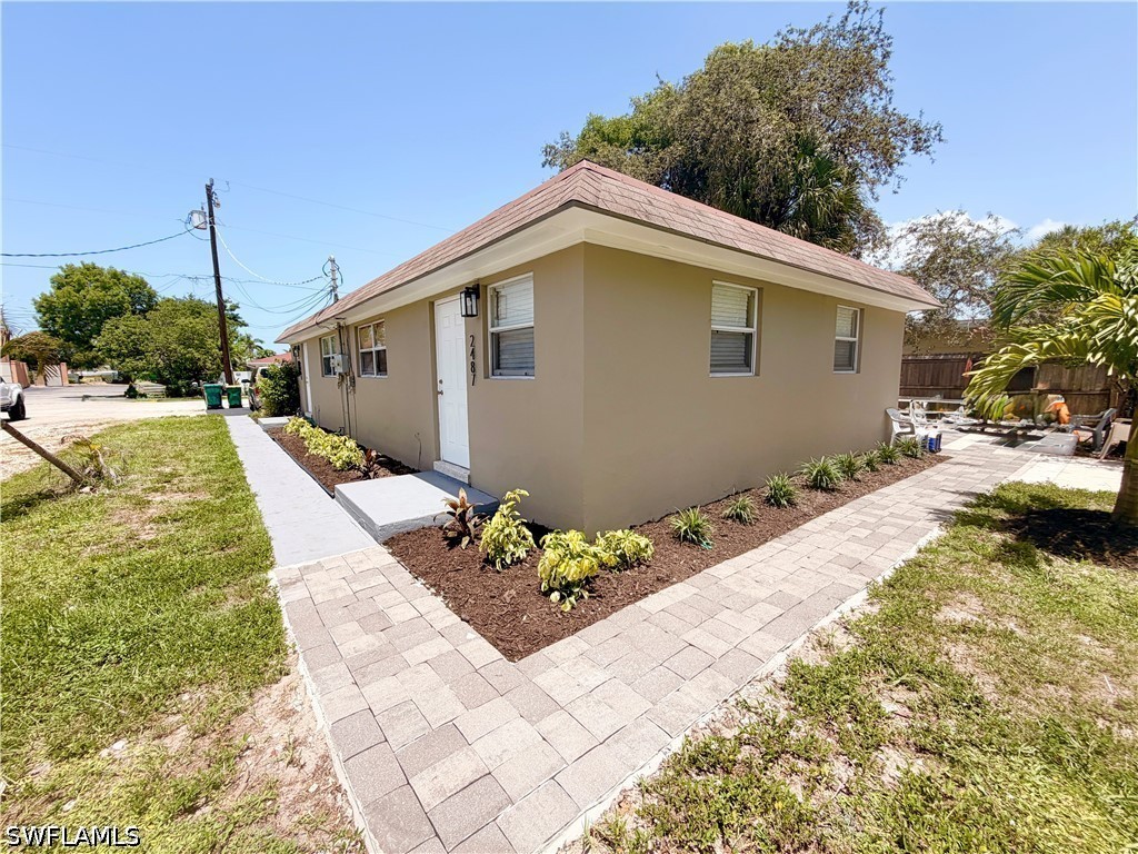 2485 Bayside St Property Photo 2