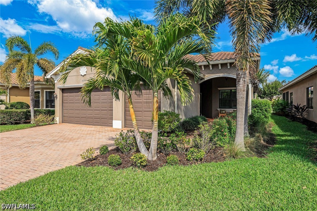 3224 Pacific Dr Property Photo 2