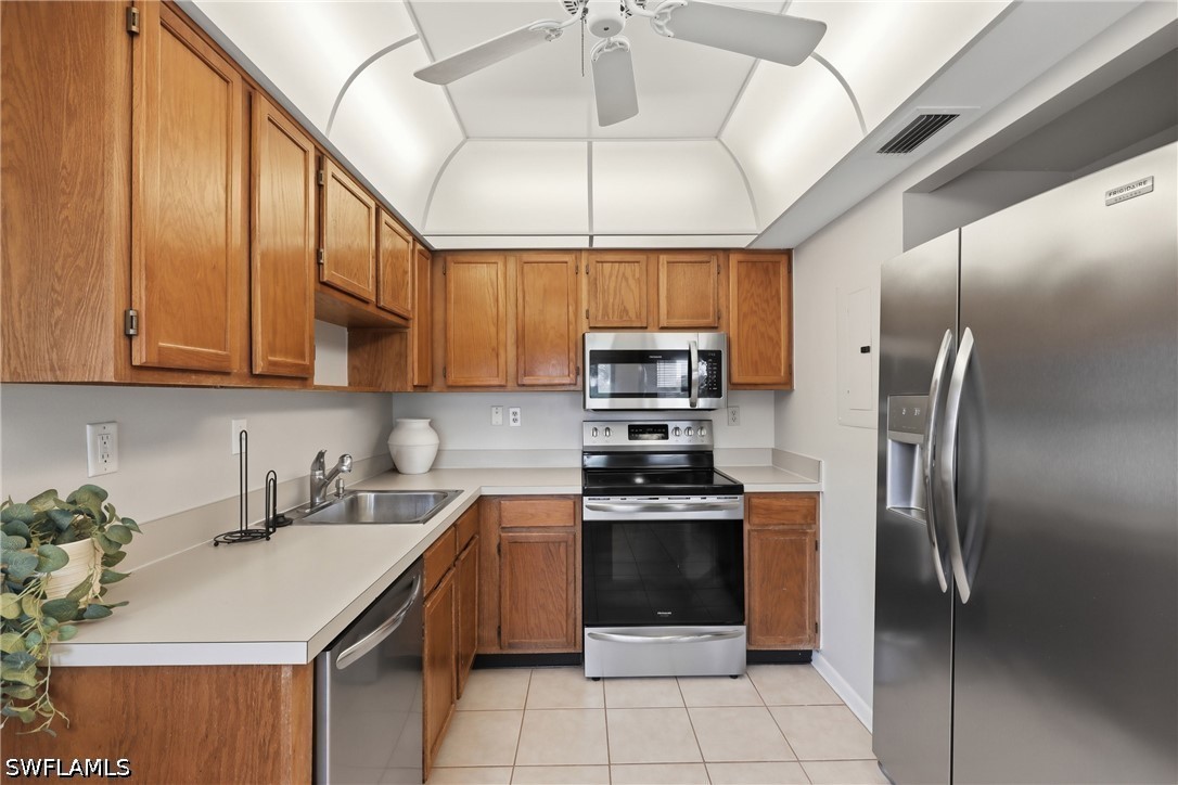 1526 Mainsail Dr 3 Property Photo 14