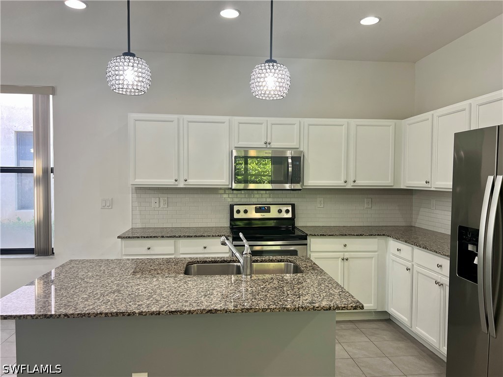 5507 Useppa Dr Property Photo 3