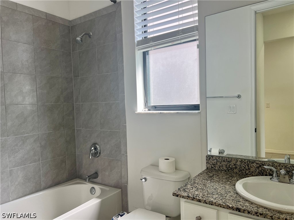 5507 Useppa Dr Property Photo 17