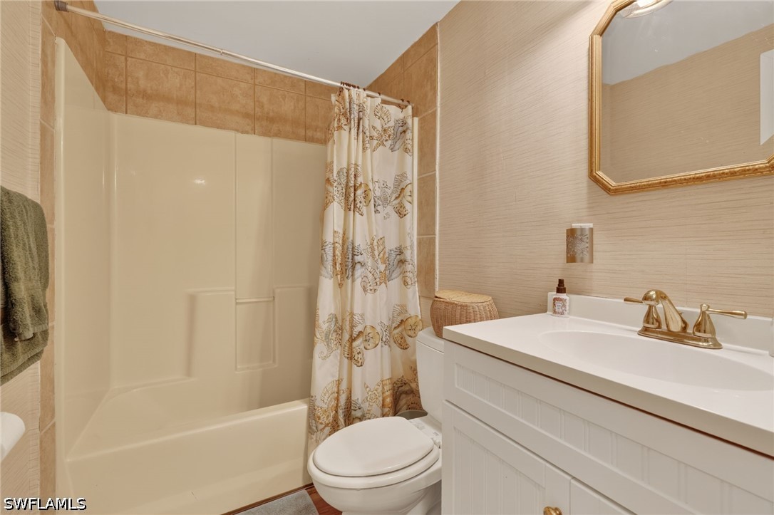 9044 Somerset Ln Property Photo 17