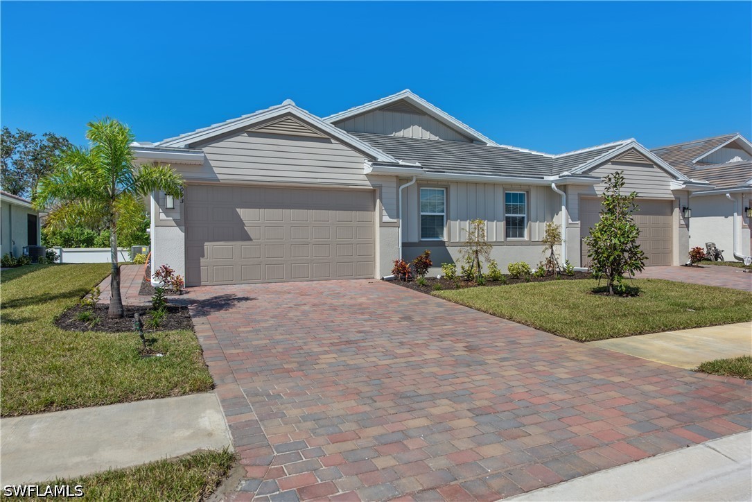 1093 Tranquil Brook Dr Property Photo 1
