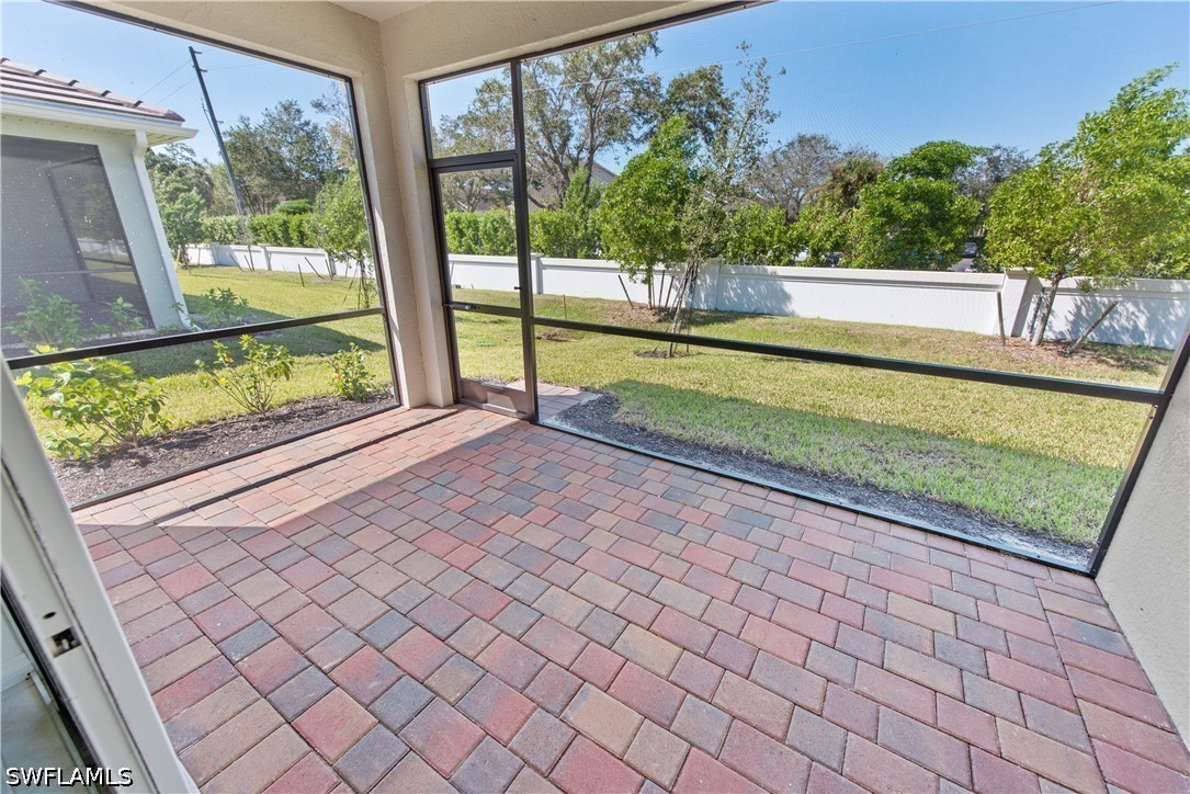 1093 Tranquil Brook Dr Property Photo 16
