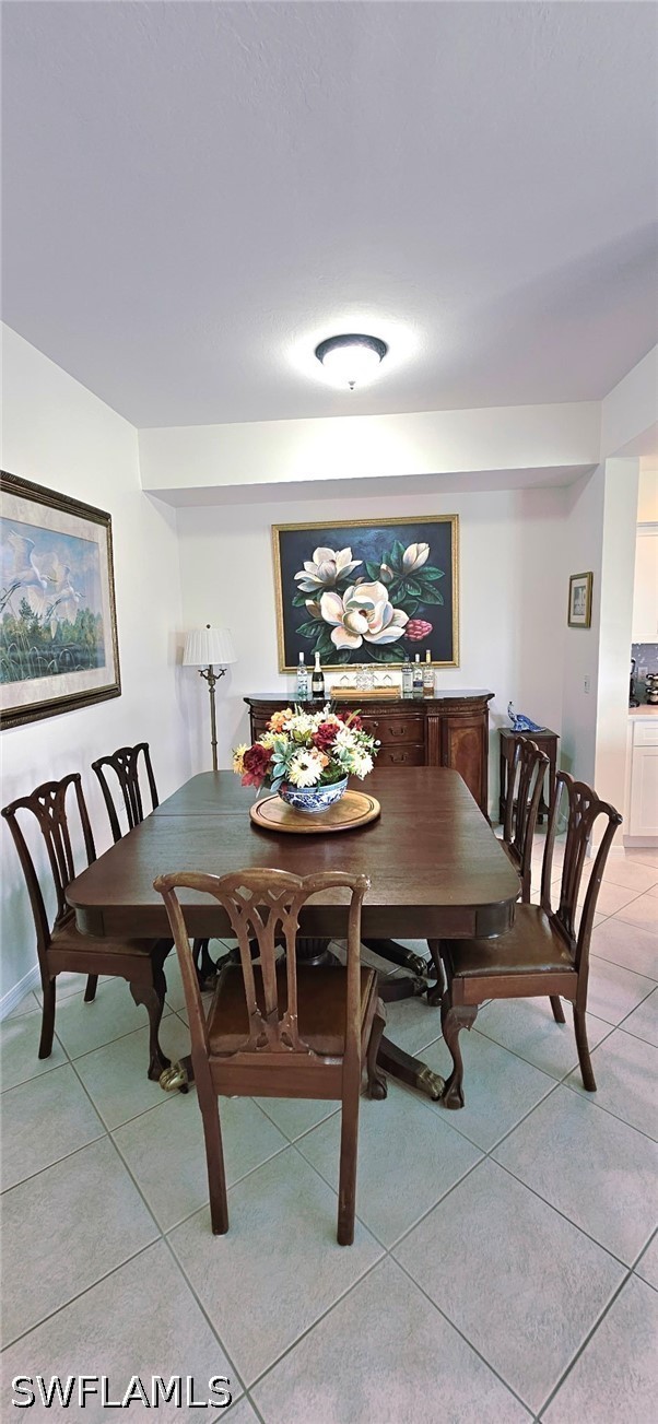 16615 Lake Circle Dr 427 Property Photo 12