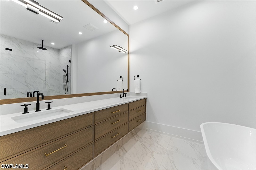 201 8th St S 208 Property Photo 18
