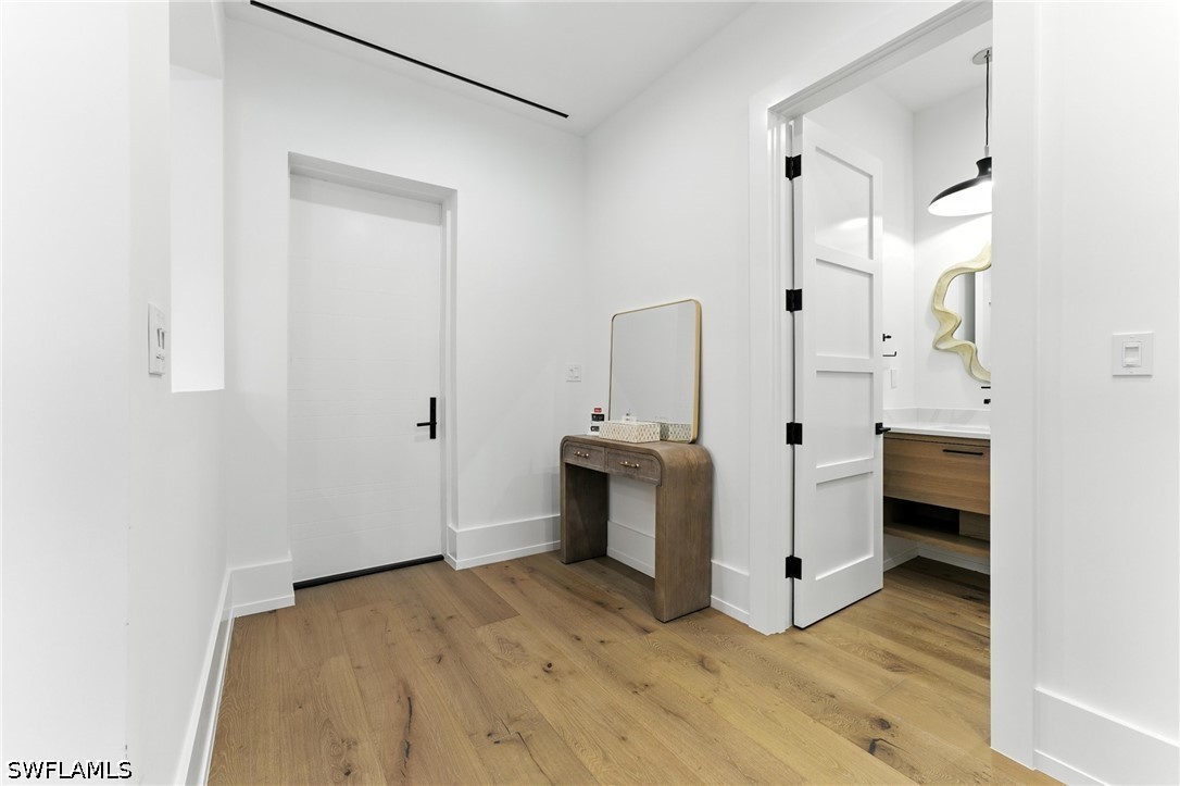 201 8th St S 208 Property Photo 38