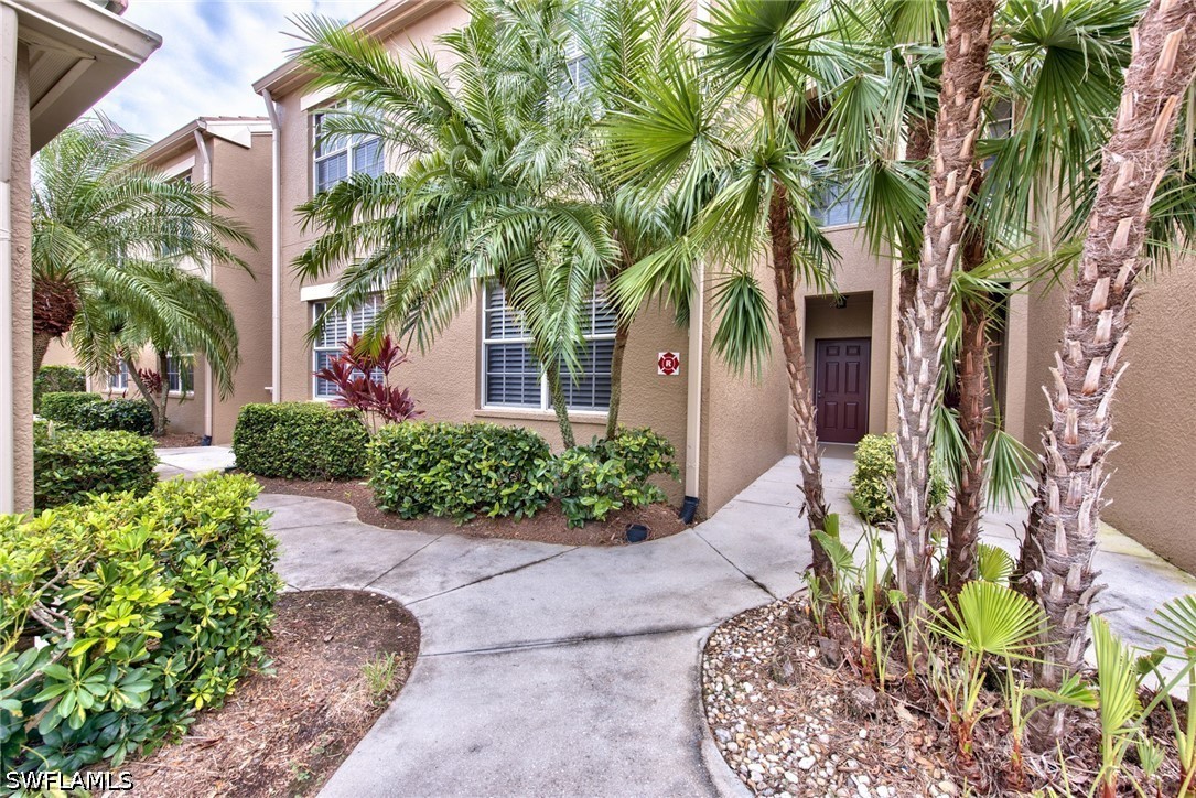 20081 Seagrove St 902 Property Photo 2