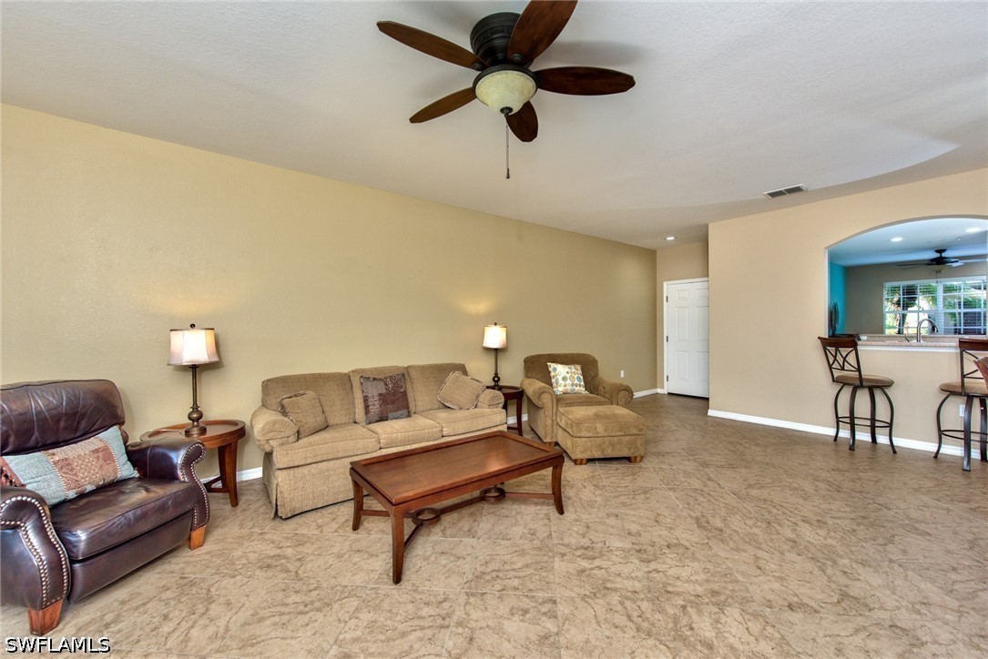 20081 Seagrove St 902 Property Photo 4