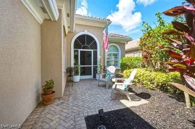 2314 Heydon Cir W Property Photo 3