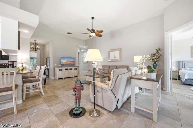 2314 Heydon Cir W Property Photo 8