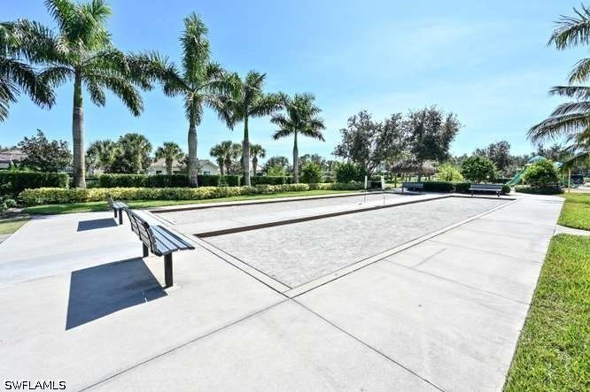 2314 Heydon Cir W Property Photo 43