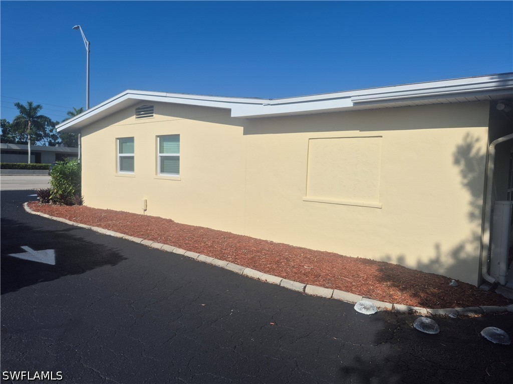 1625 Colonial Blvd Property Photo 4