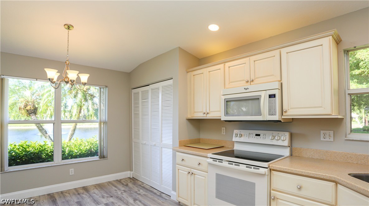 402 Emerald Bay Cir E7 Property Photo 15