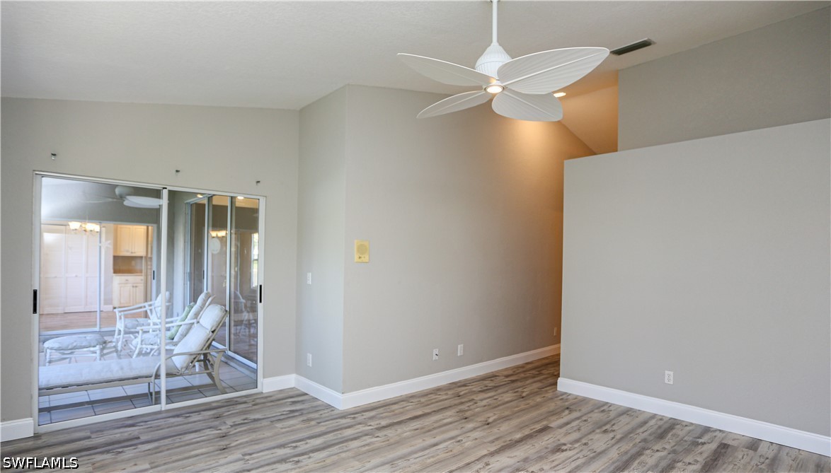 402 Emerald Bay Cir E7 Property Photo 20
