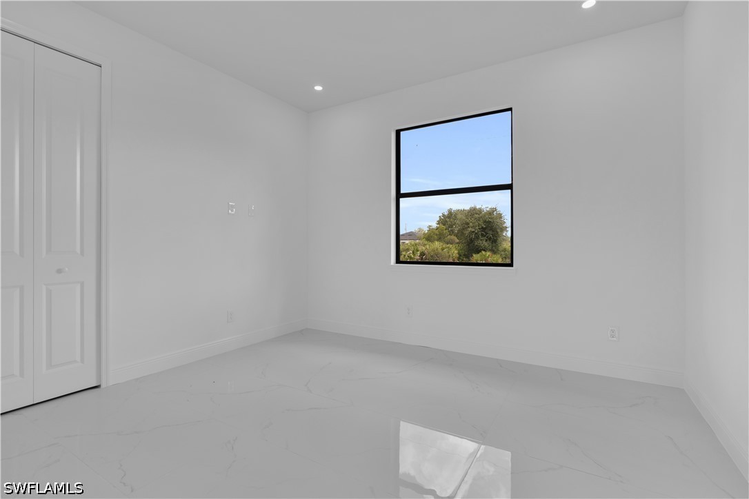 2714 63rd St W Property Photo 17