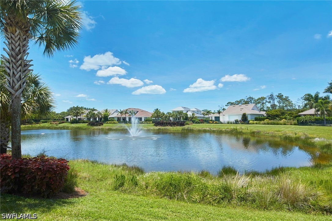 16764 Enclave Cir Property Photo 44