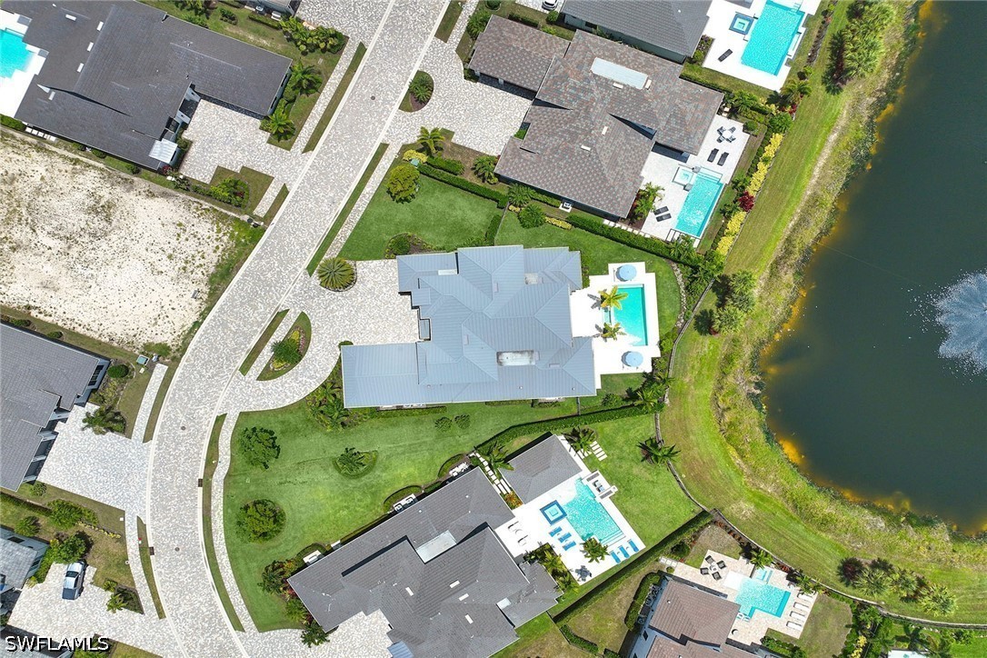 16764 Enclave Cir Property Photo 45