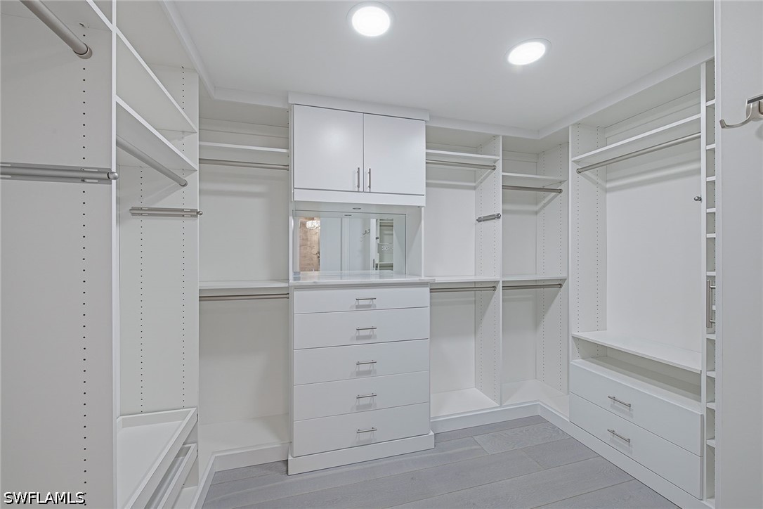 13665 Vanderbilt Dr 603 Property Photo 22