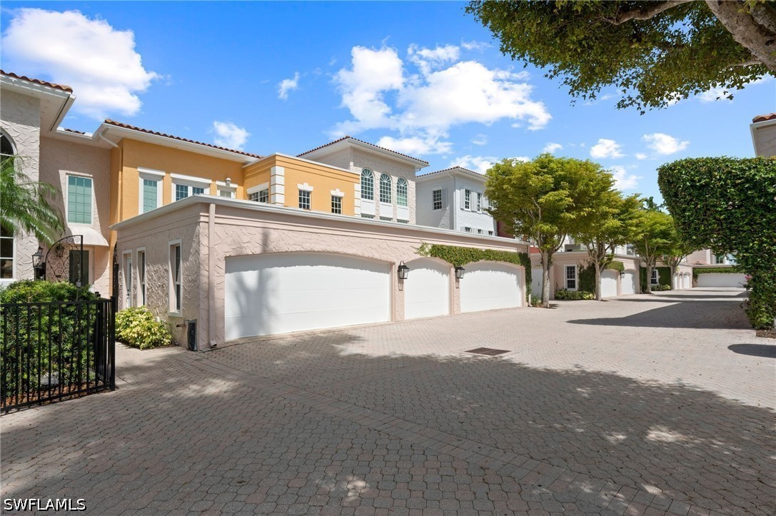 4000 Gulf Shore Blvd N 1500 Property Photo 39