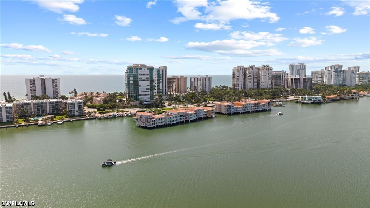 4000 Gulf Shore Blvd N 1500 Property Photo 42