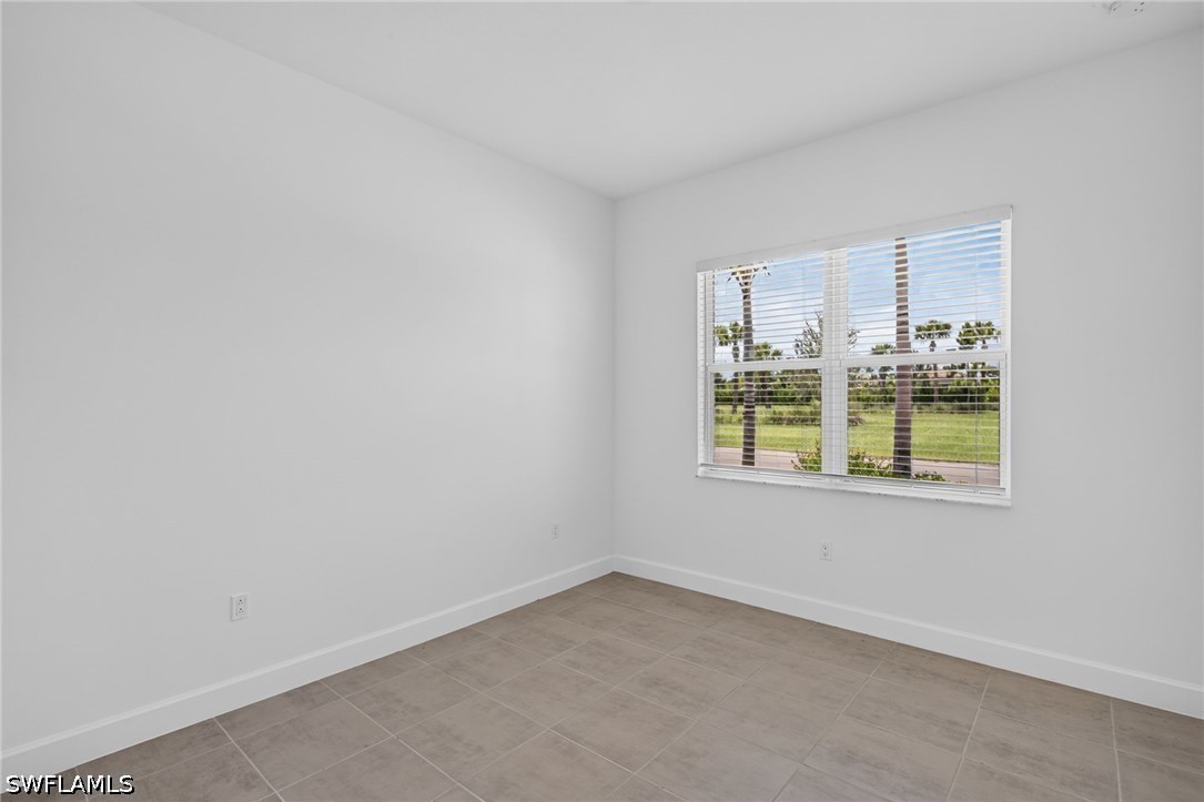 12448 Violet Ln Property Photo 16