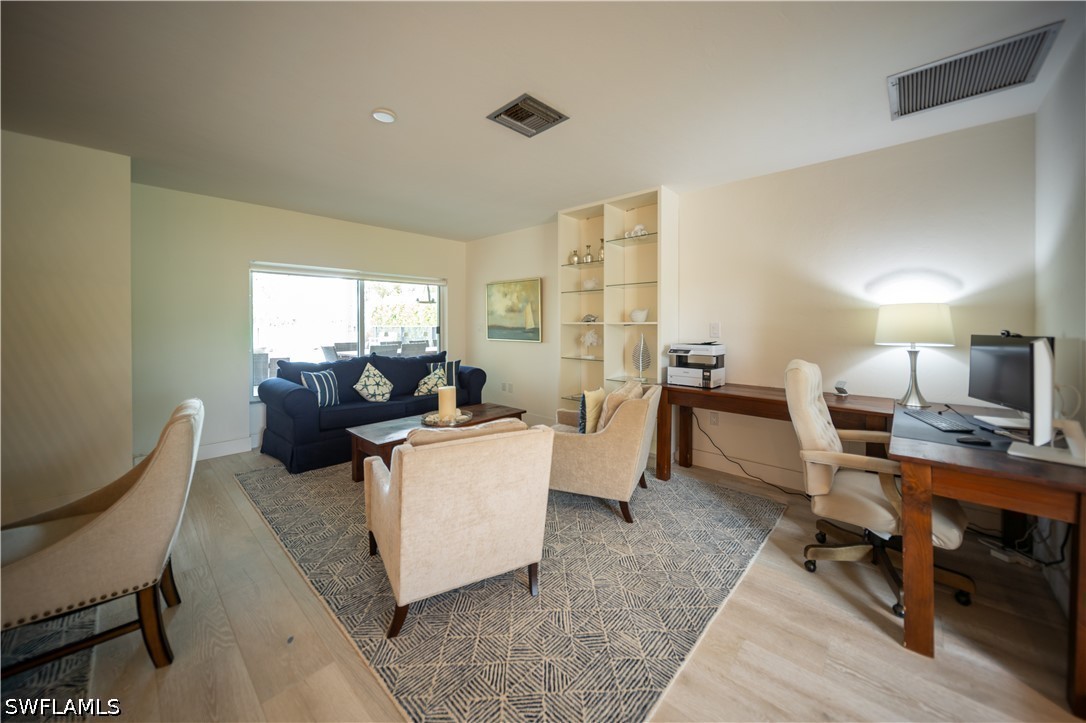 191 Torrey Pines Pt Property Photo 8