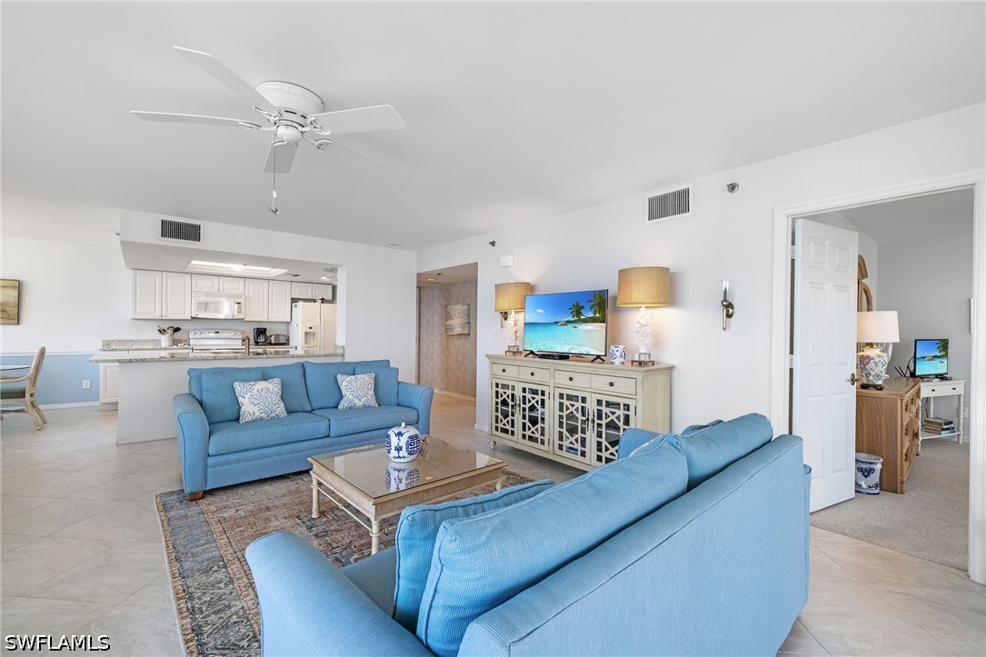 5550 Heron Point Dr 1404 Property Photo 5
