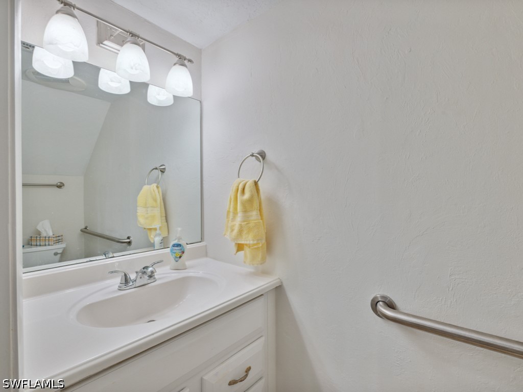 151 Cypress Way E E101 Property Photo 13