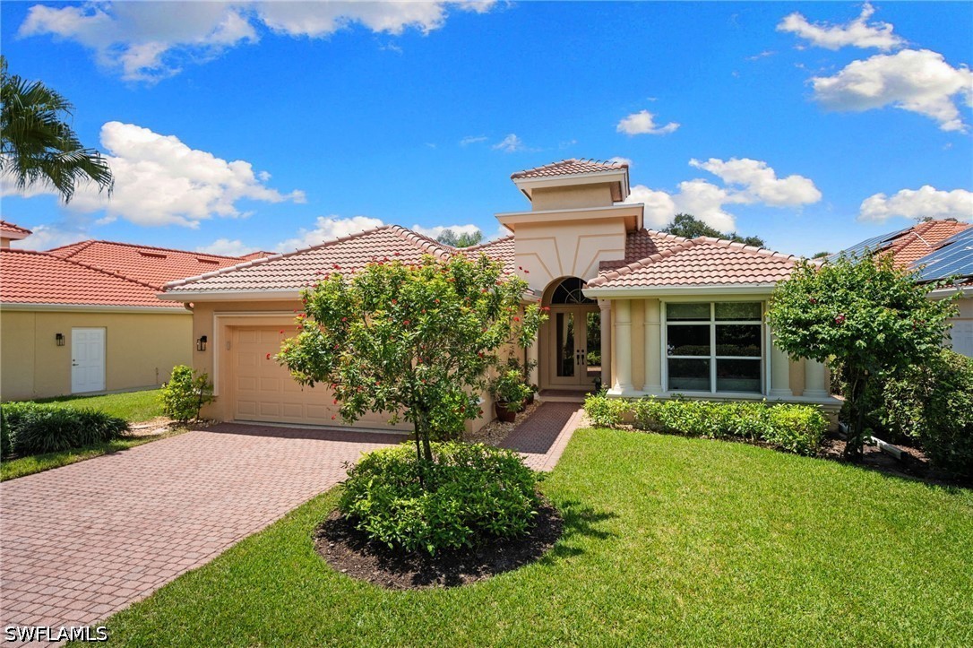 973 Tierra Lago WAY