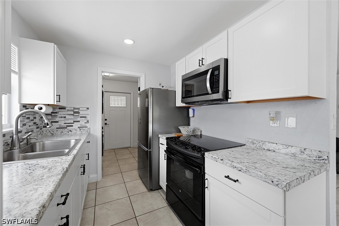 1776 Glenway Ct Property Photo 7