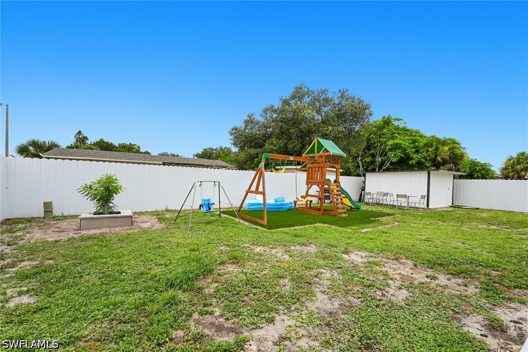 1776 Glenway Ct Property Photo 28