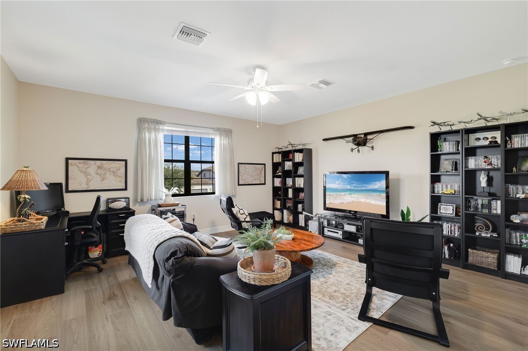19012 Elston Way Property Photo 28