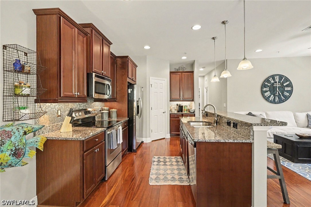 23440 Alamanda Dr 201 Property Photo 8