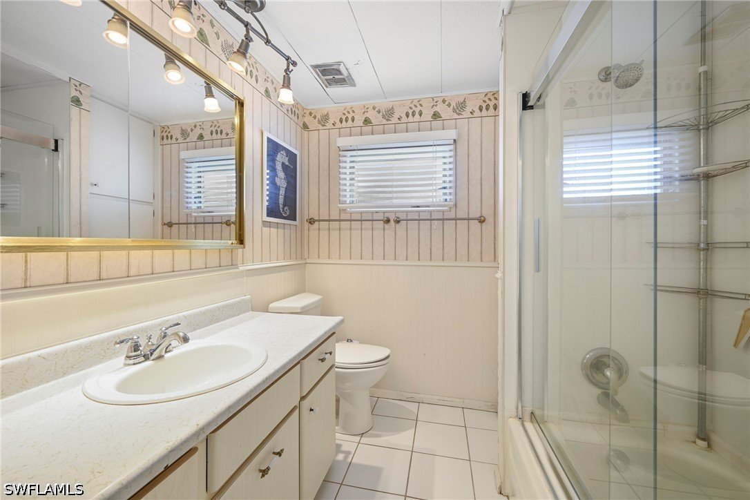 1 Cannes Dr Property Photo 12