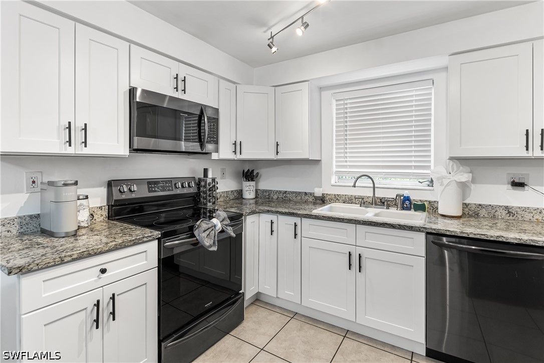 2191 Thomasson Dr Property Photo 6