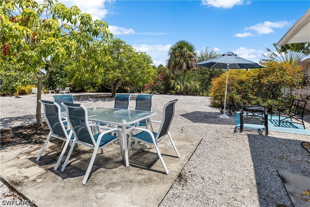2191 Thomasson Dr Property Photo 15