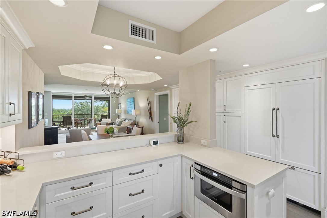 7225 Pelican Bay Blvd 302 Property Photo 8