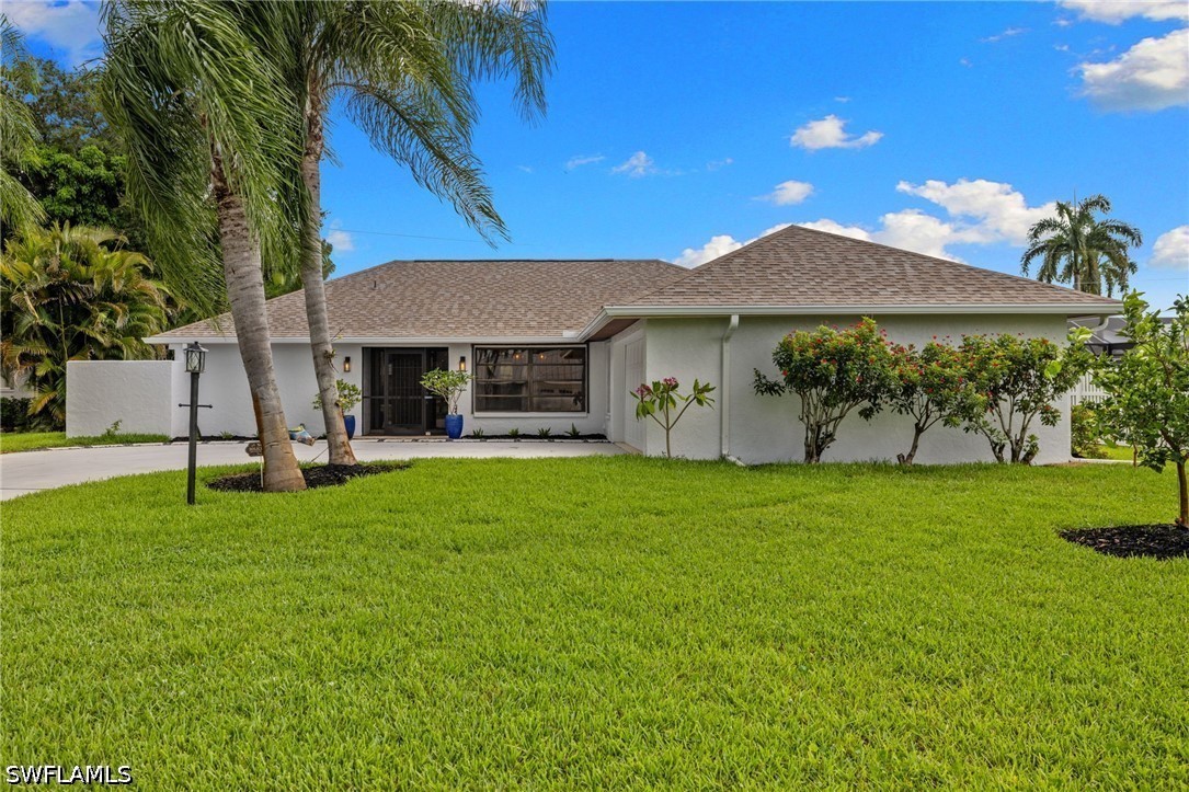 433 Golfview Dr Property Photo 1
