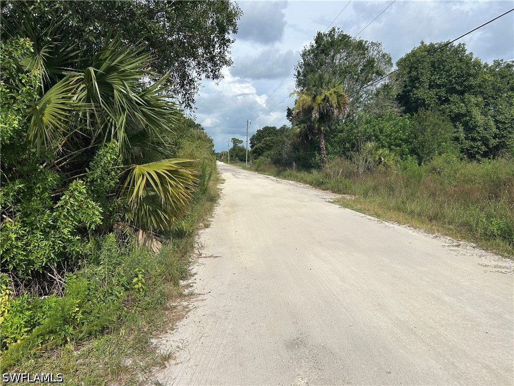 1070 Limpkin Rd Property Photo 4